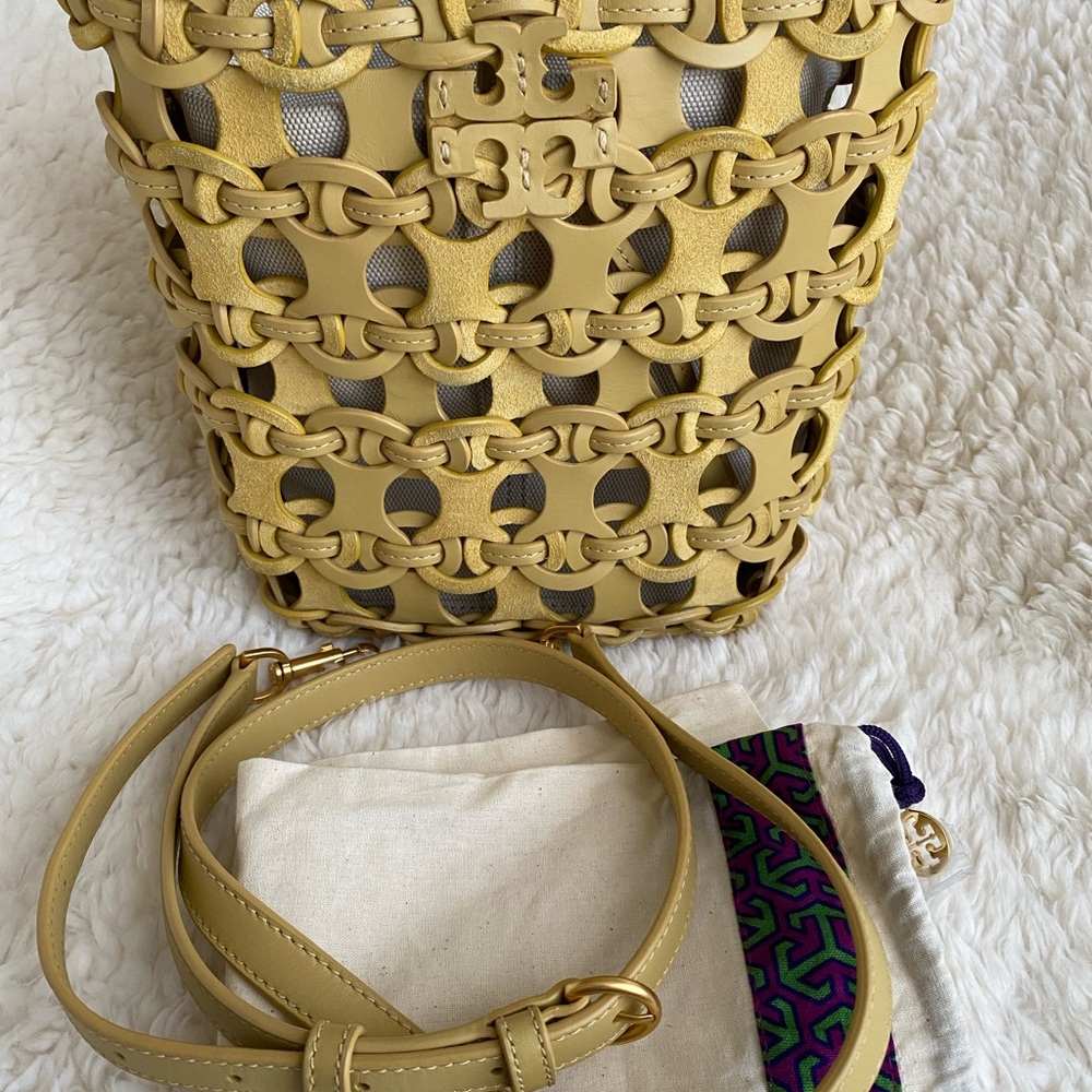 ✅💯Authentic Tory Burch Yellow Designer Women's Bag